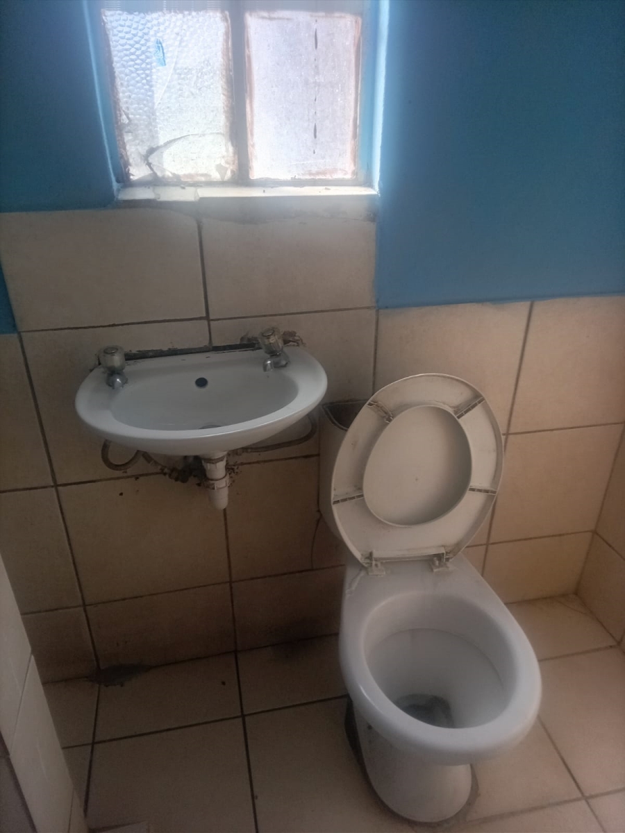 2 Bedroom Property for Sale in Beverly Park Western Cape